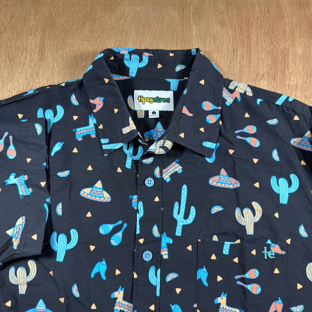 Hawaiian Tropical Shirt Fiesta Midnight Cactus Large Short Sleeve Tipsy Elves